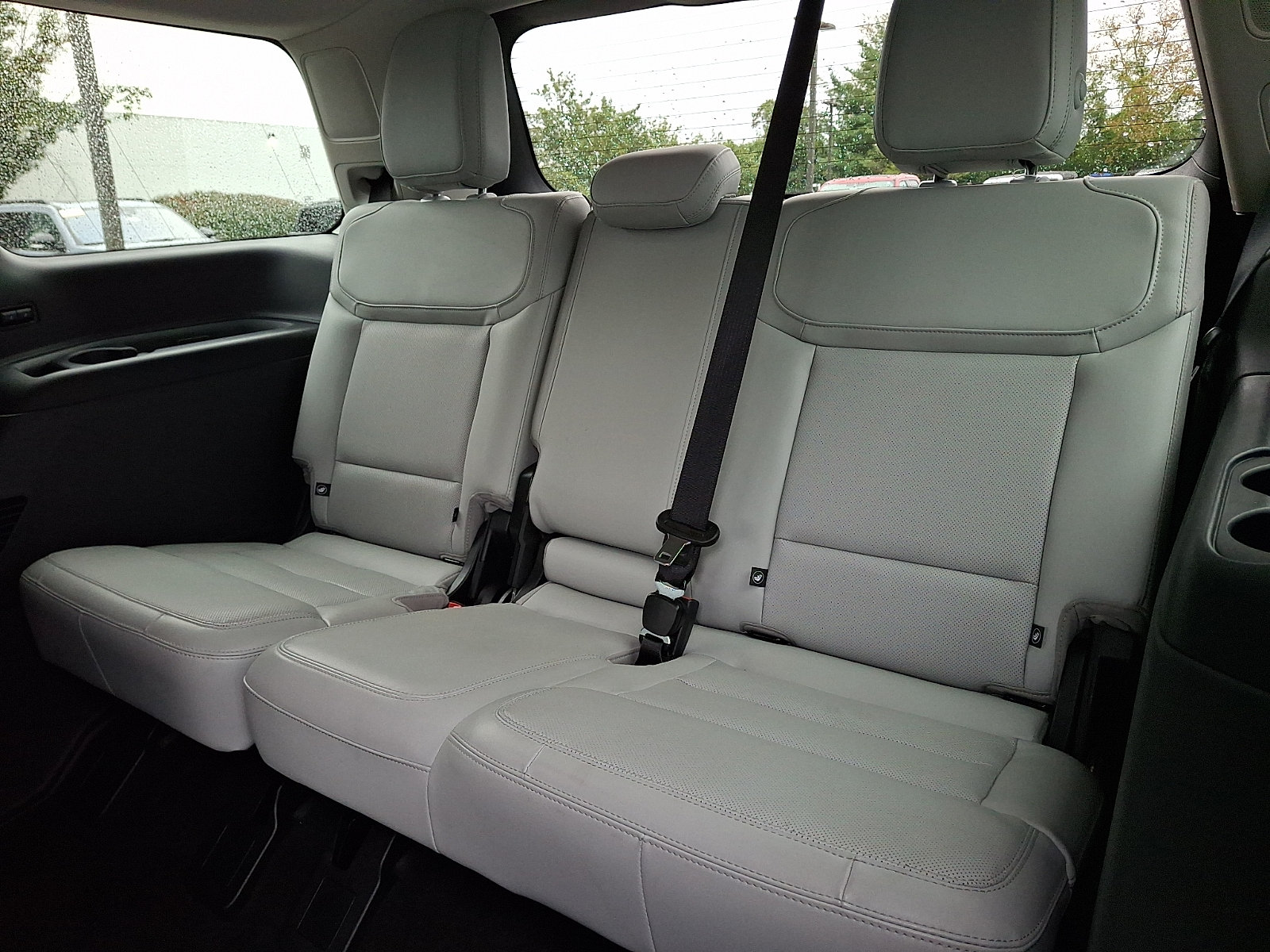 Certified 2025 Ford Expedition Platinum w/ Driver's Package AWD/4WD image 14