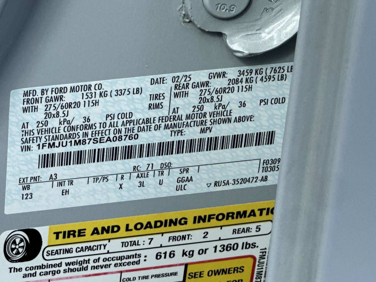 Certified 2025 Ford Expedition Platinum AWD/4WD image 15