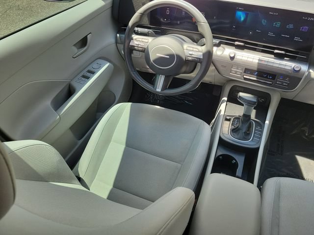 Used 2024 Hyundai Kona SEL FWD image 14