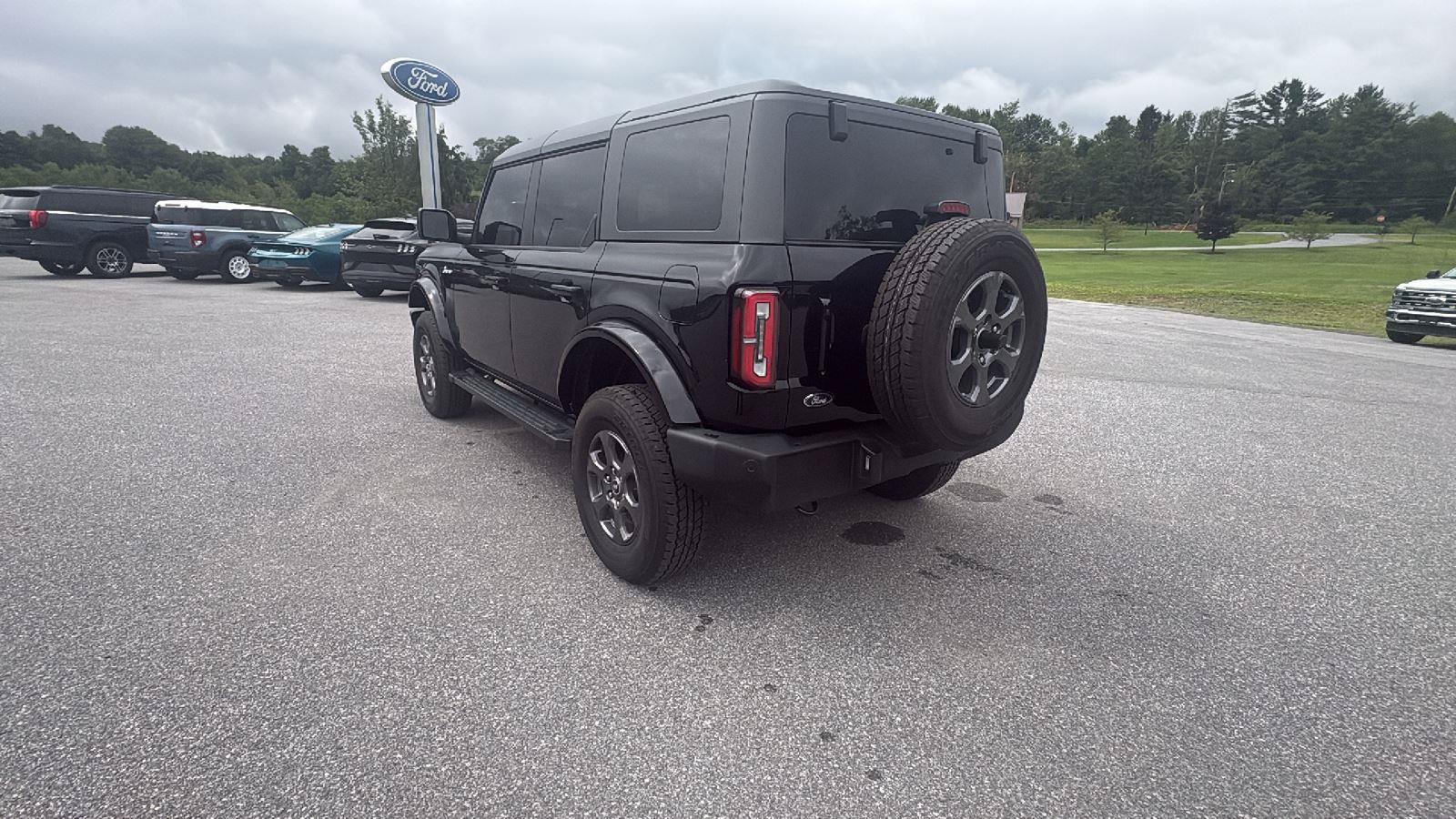 Certified 2024 Ford Bronco Outer Banks AWD/4WD image 6