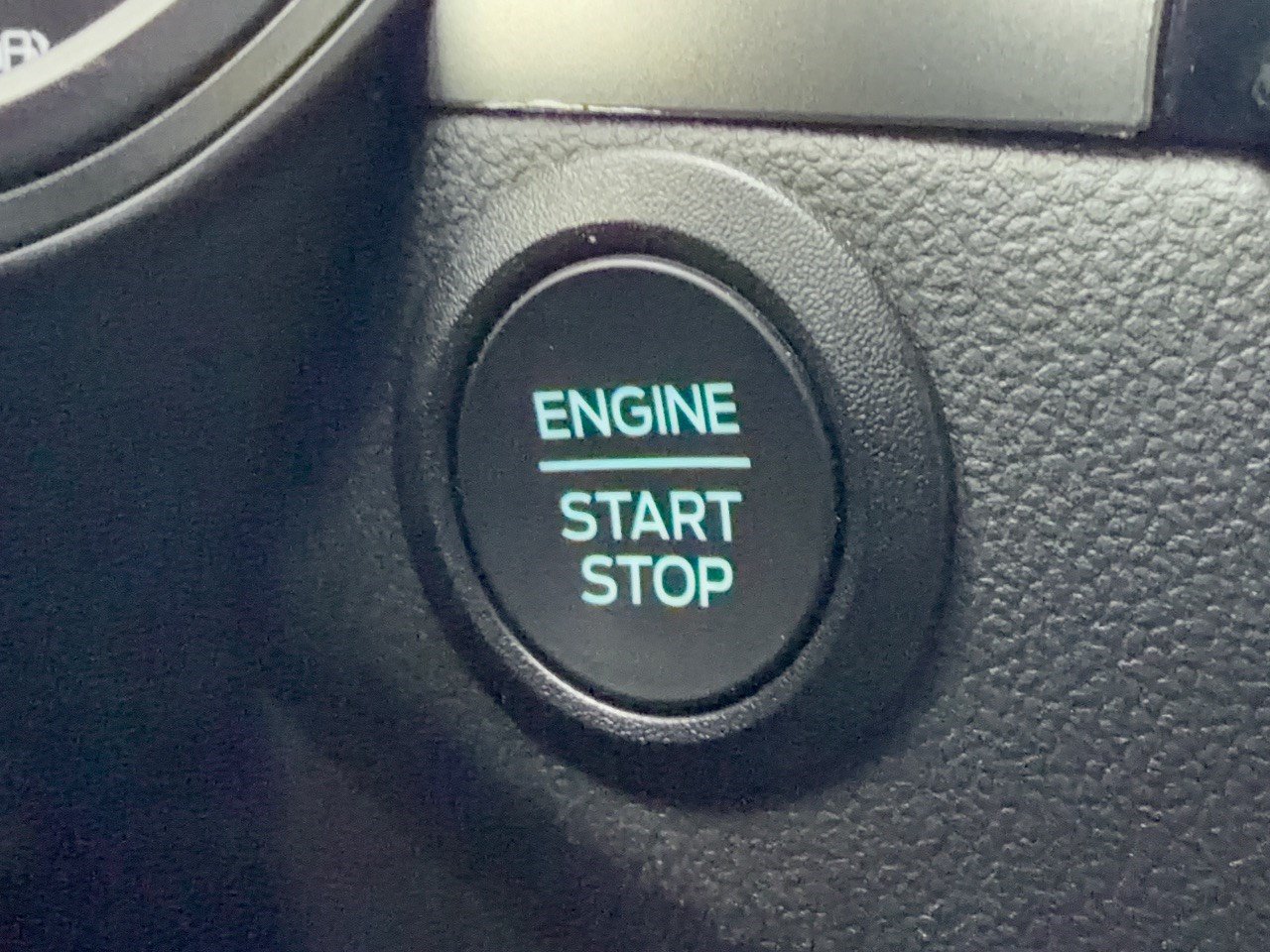 Certified 2025 Ford Escape Active FWD image 20