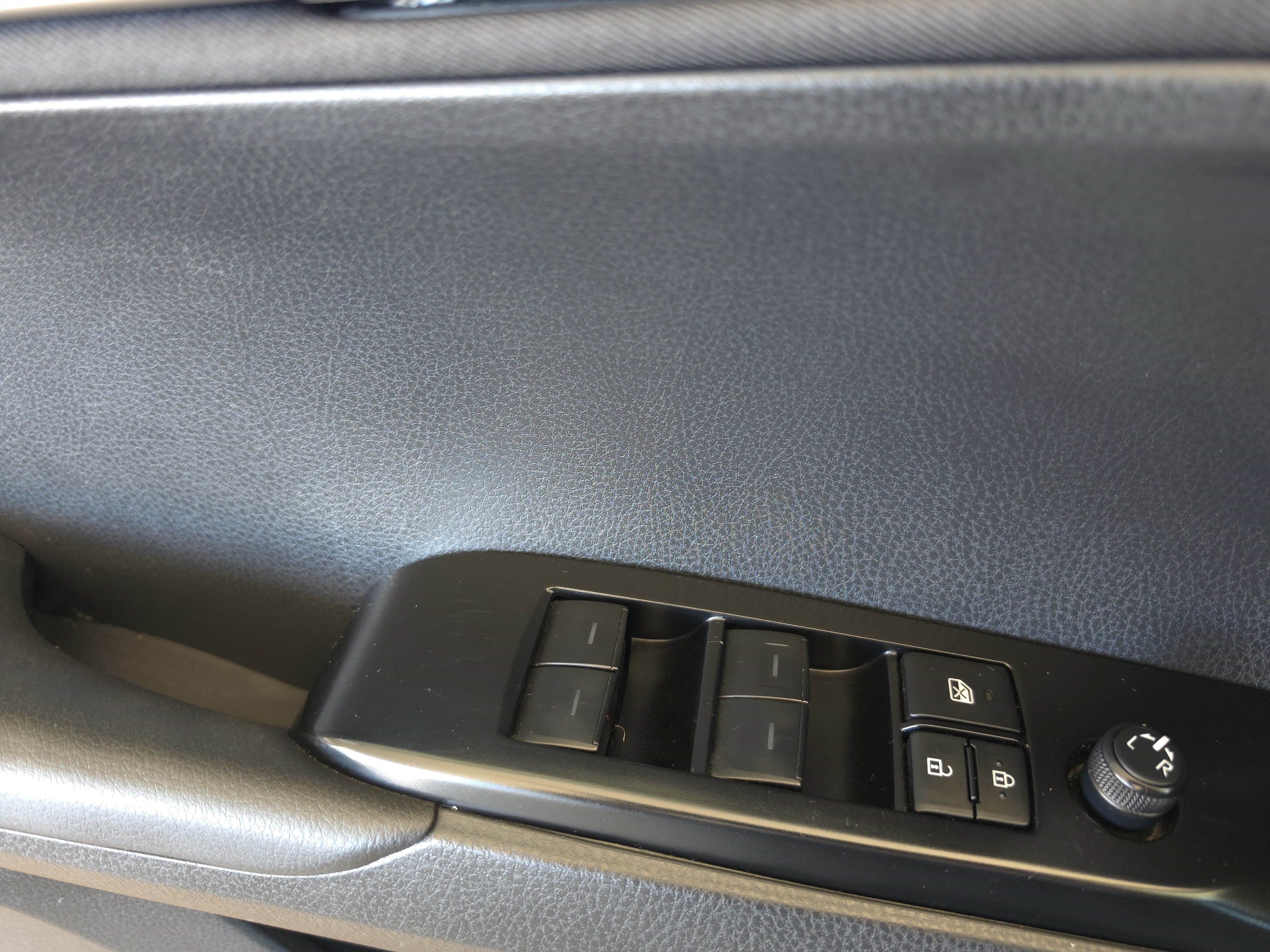 Used 2025 Toyota Camry LE FWD image 22