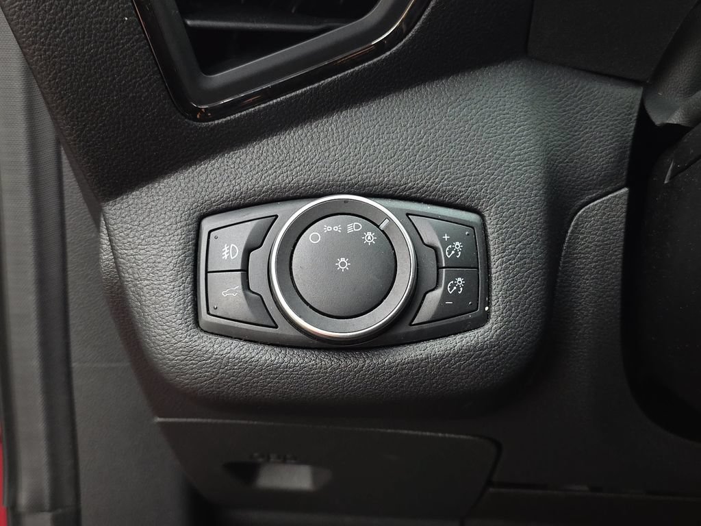 Certified 2018 Ford Escape Titanium AWD/4WD image 24