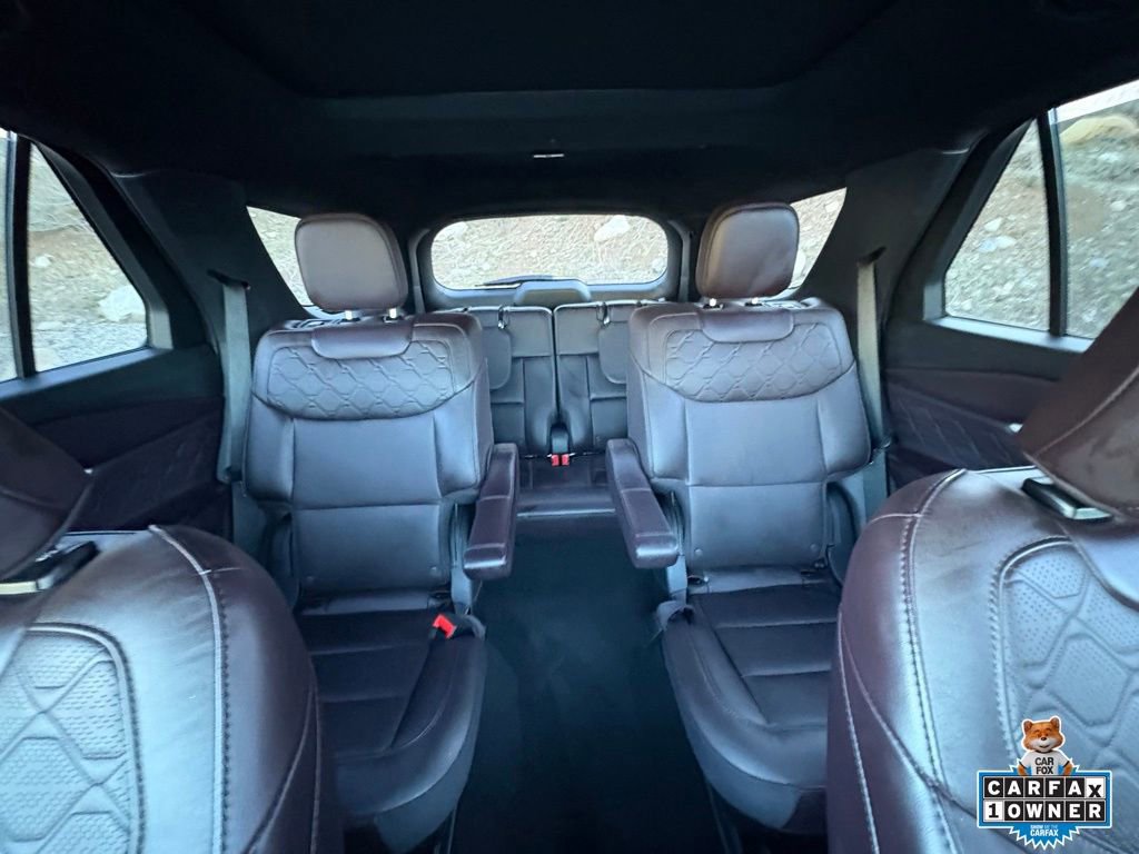 Certified 2025 Ford Explorer Platinum w/ LUX Leather Package image 24