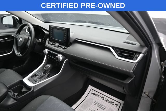 Used 2019 Toyota RAV4 XLE w/ All Weather Liner Package AWD/4WD image 9