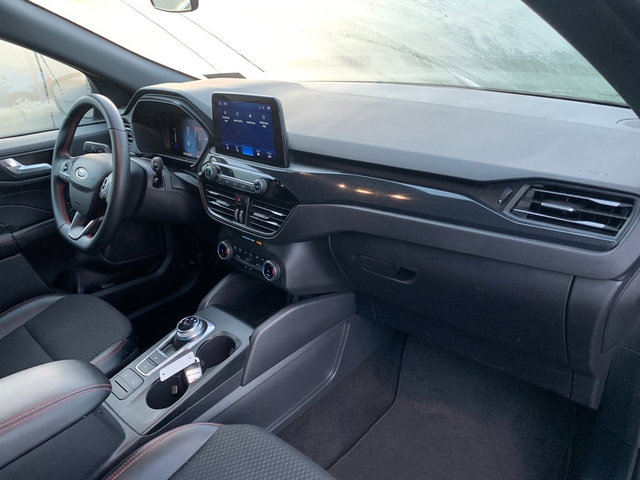 Certified 2025 Ford Escape ST-Line AWD/4WD image 11
