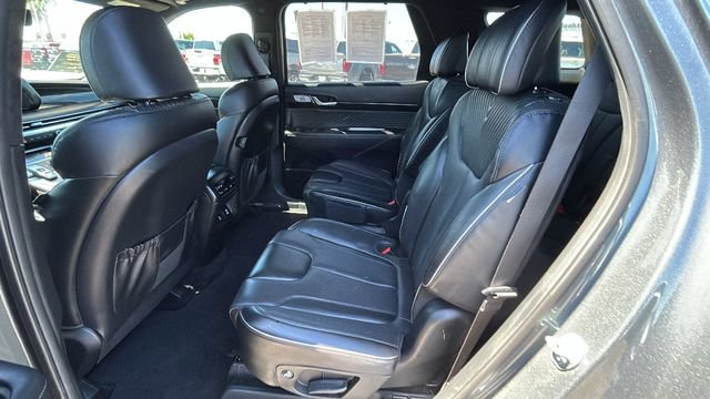 Used 2023 Hyundai Palisade Calligraphy FWD image 16