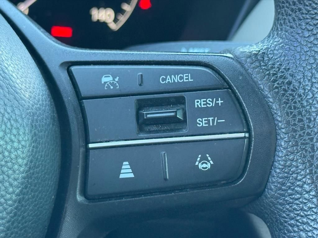 Used 2023 Honda HR-V LX image 24