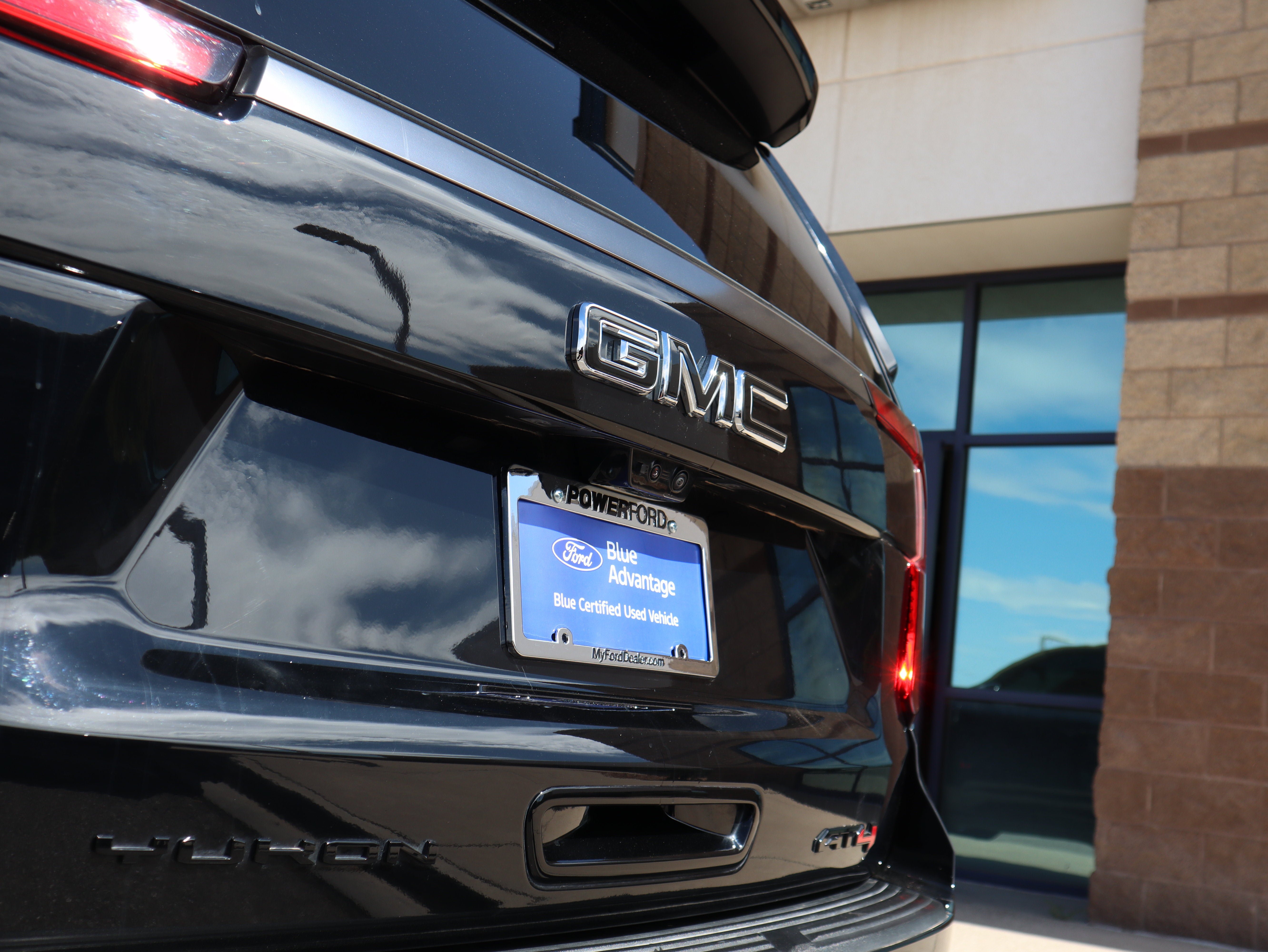 Used 2026 GMC Yukon AT4 Ultimate AWD/4WD image 19