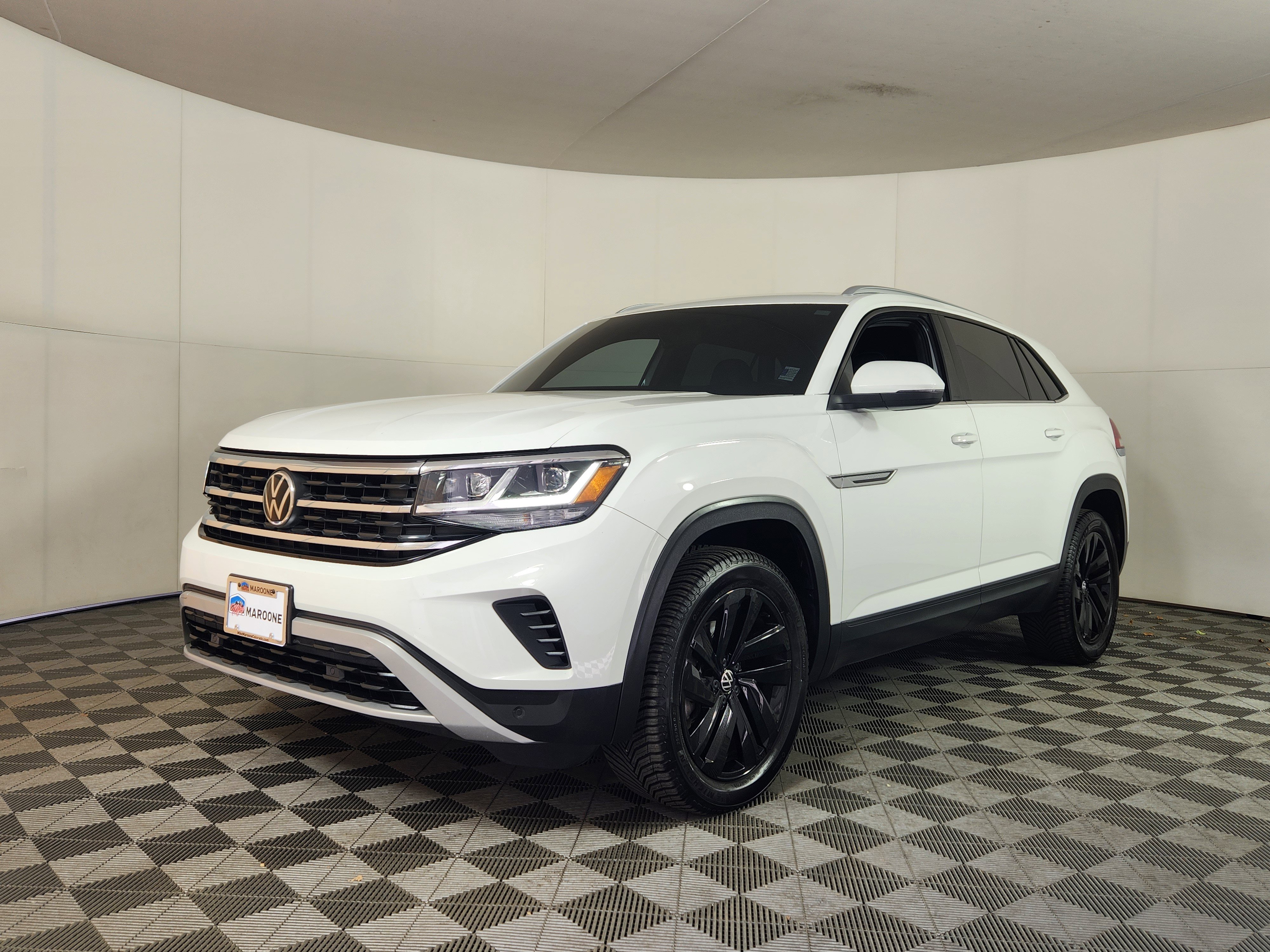 Used 2022 Volkswagen Atlas Cross Sport SE video 3