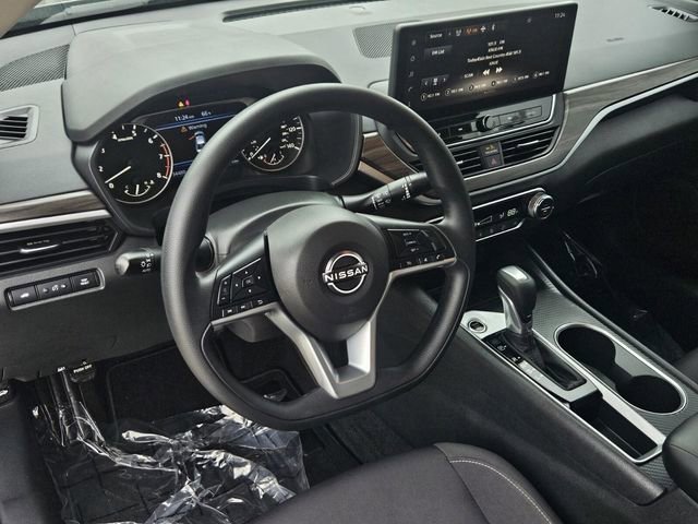 Used 2025 Nissan Altima 2.5 SV w/ SV Special Edition Package FWD image 35