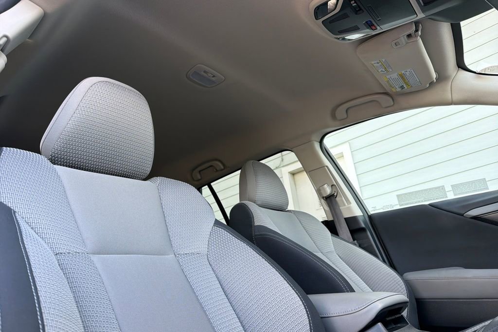 Used 2023 Subaru Outback Premium AWD/4WD image 16