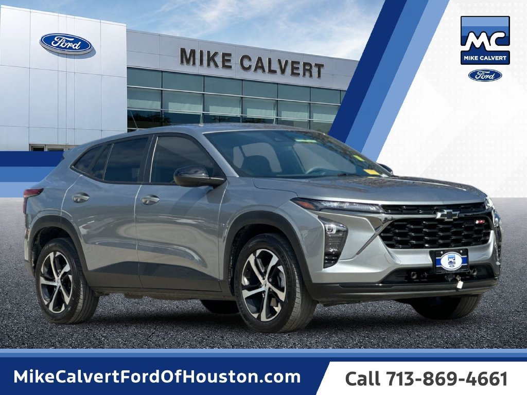 Used 2025 Chevrolet Trax RS w/ Sunroof Package FWD image 7