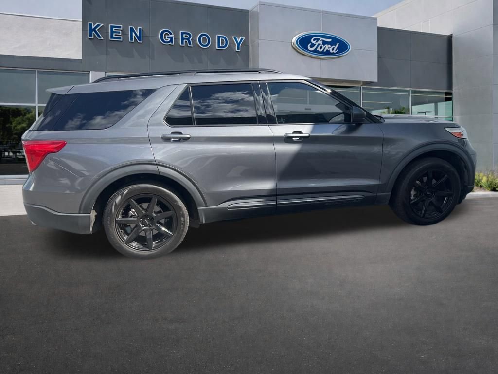 Certified 2021 Ford Explorer XLT w/ Equipment Group 202A video 2