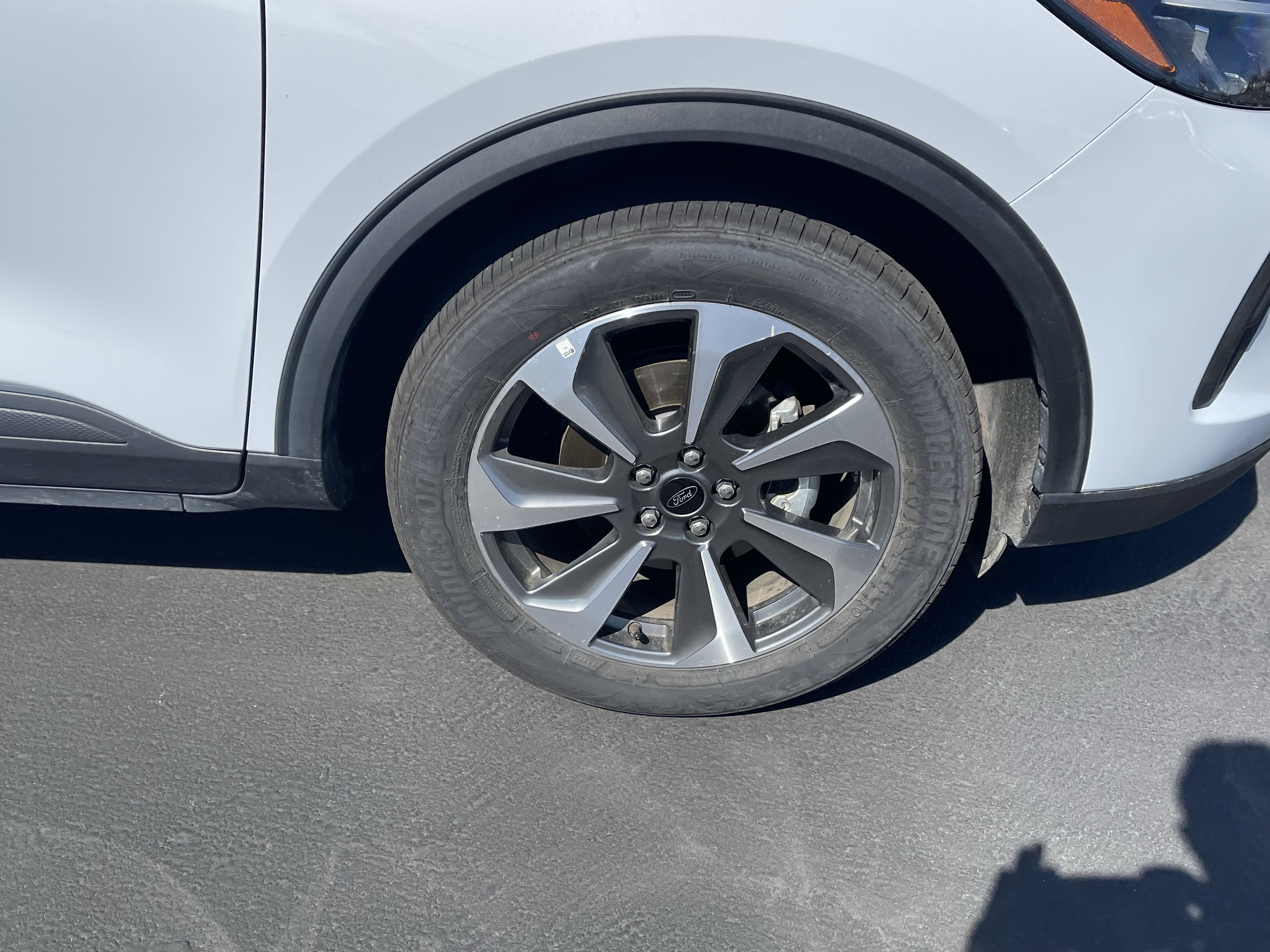 Certified 2025 Ford Escape Platinum AWD/4WD image 5
