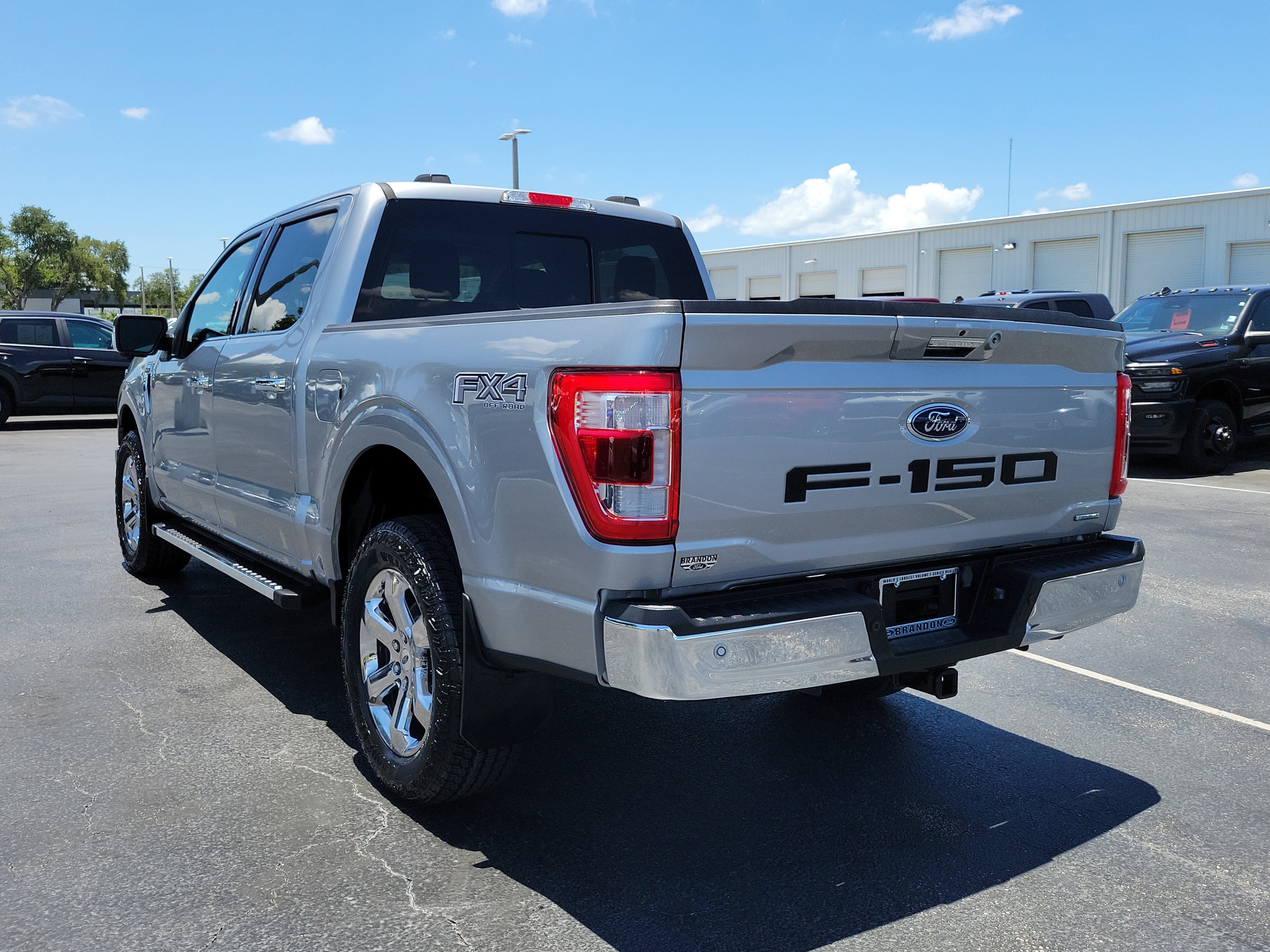 Certified 2023 Ford F150 Lariat w/ Trailer Tow Package AWD/4WD image 7