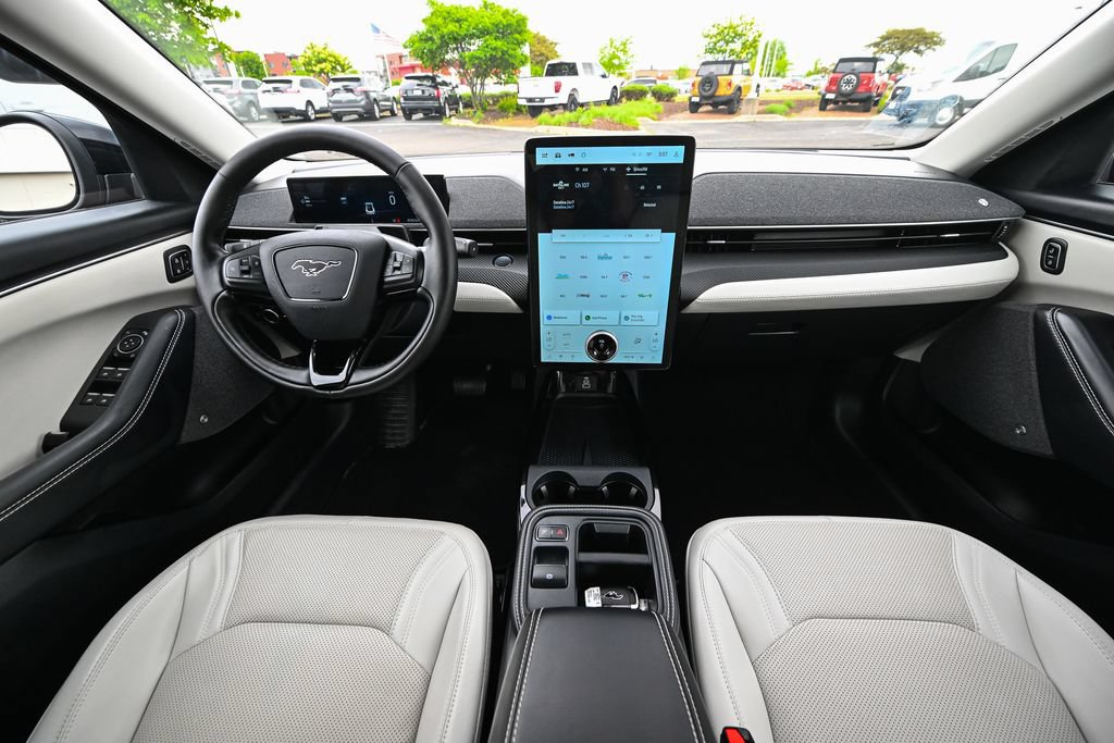 Certified 2025 Ford Mustang Mach-E Premium AWD/4WD image 30
