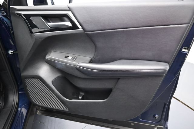 Used 2024 Mitsubishi Outlander SE FWD image 34