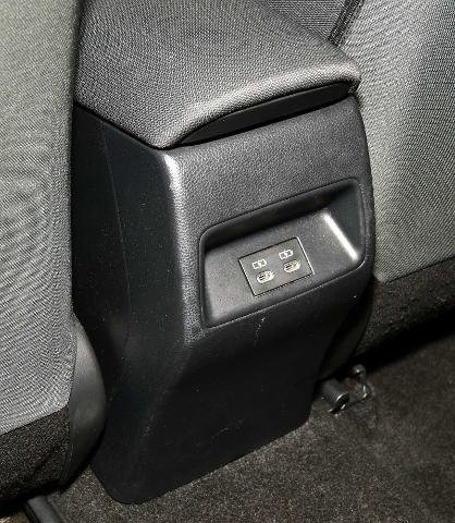 Used 2023 Toyota Corolla LE image 17