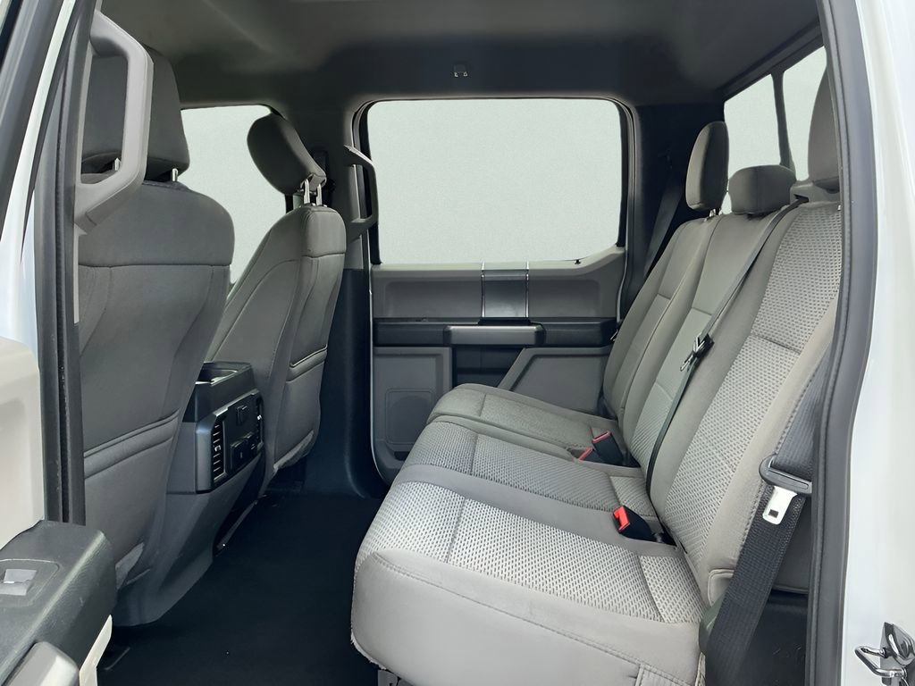 Certified 2020 Ford F250 XLT w/ XLT Premium Package AWD/4WD image 30