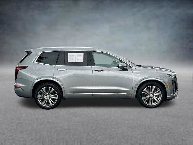 Used 2024 Cadillac XT6 Premium Luxury w/ Technology Package FWD image 4