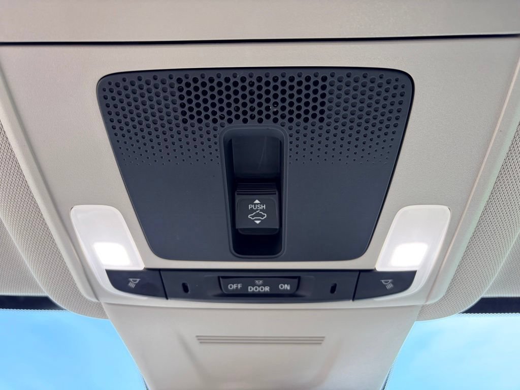 Used 2026 Honda CR-V EX-L image 18