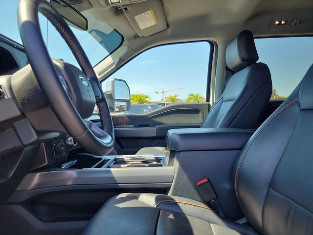 Certified 2025 Ford F250 Lariat w/ Chrome Package image 19