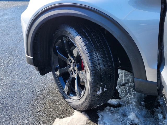 Certified 2024 Ford Explorer ST w/ Equipment Group 401A image 37