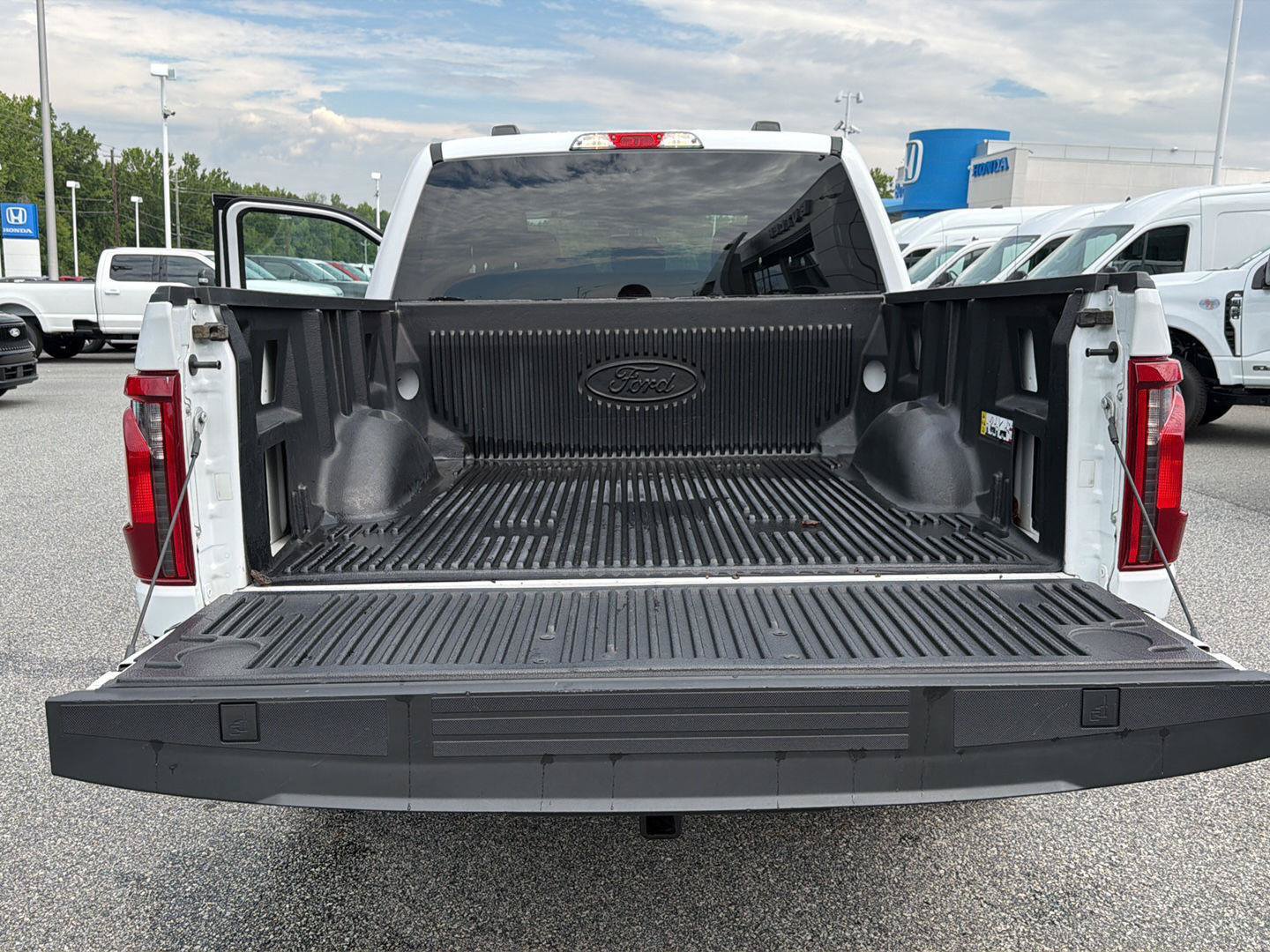 Certified 2024 Ford F150 XLT w/ XLT Black Appearance Package RWD image 32