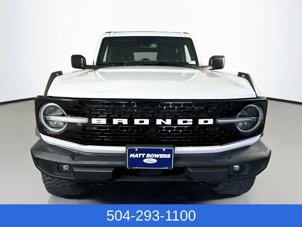 Certified 2022 Ford Bronco Wildtrak AWD/4WD image 3