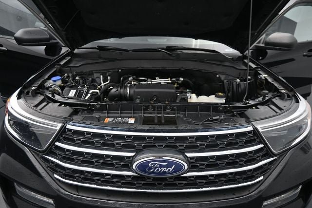 Certified 2023 Ford Explorer XLT w/ Equipment Group 202A AWD/4WD image 15