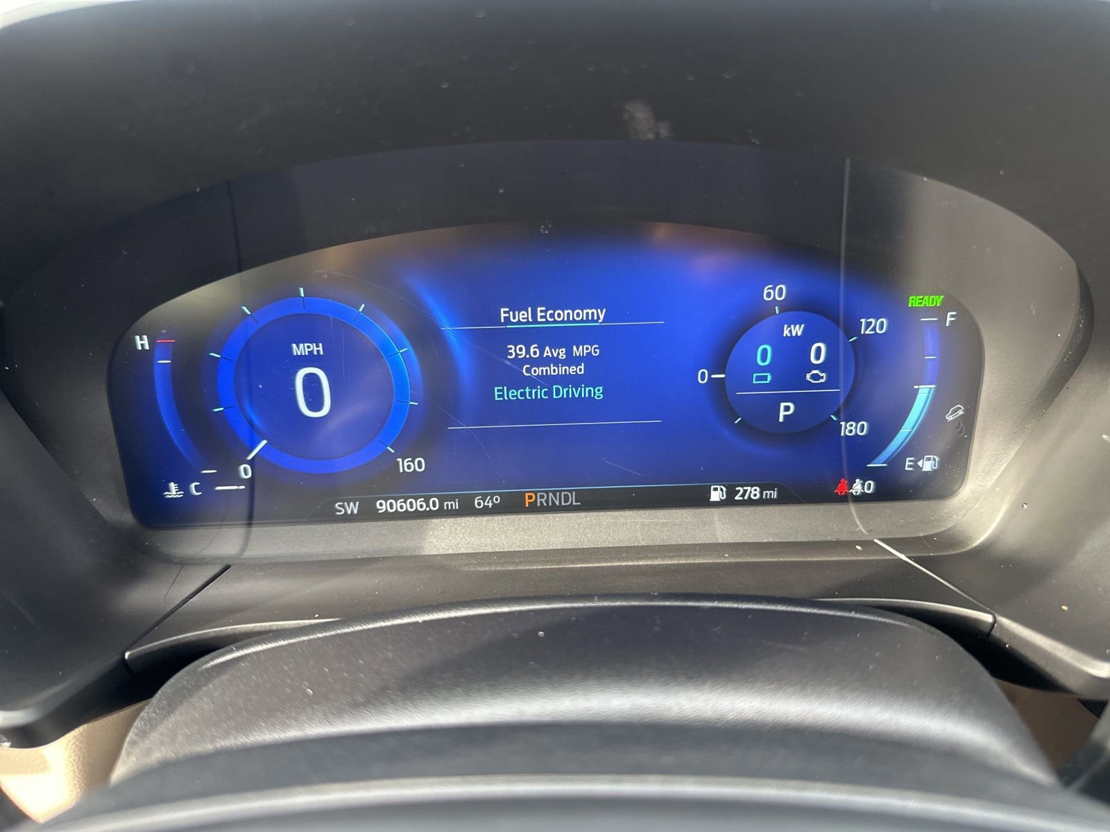 Certified 2020 Ford Escape Titanium image 22