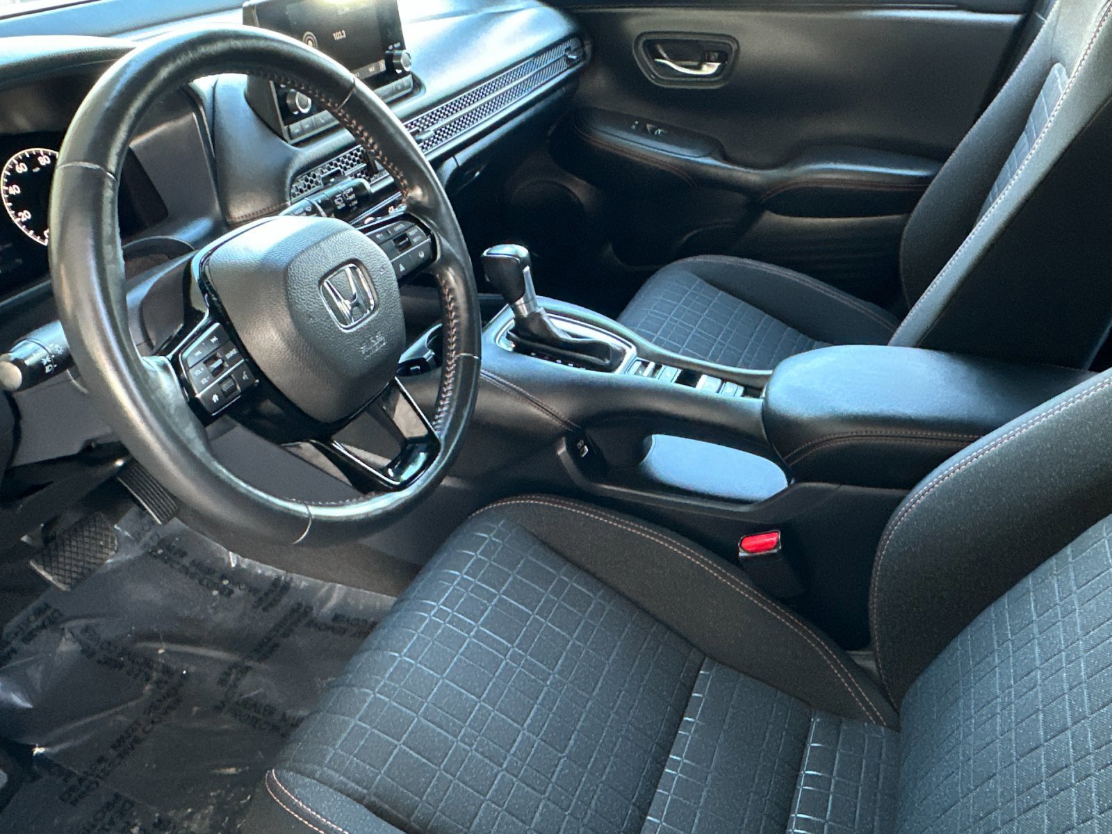 Used 2023 Honda HR-V Sport image 10