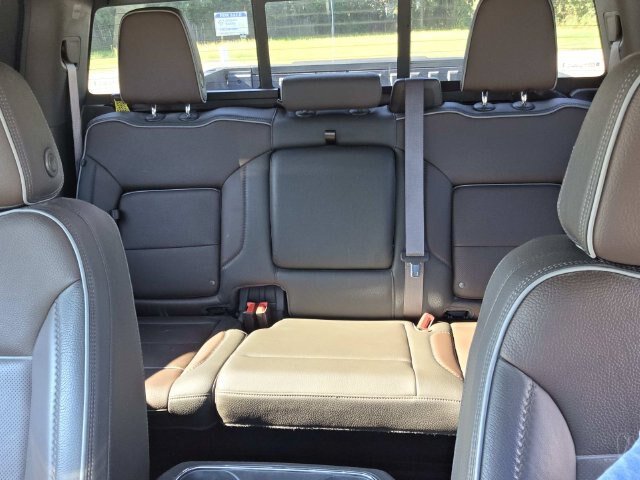 Used 2024 GMC Sierra 1500 Denali w/ Denali Reserve Package AWD/4WD image 29