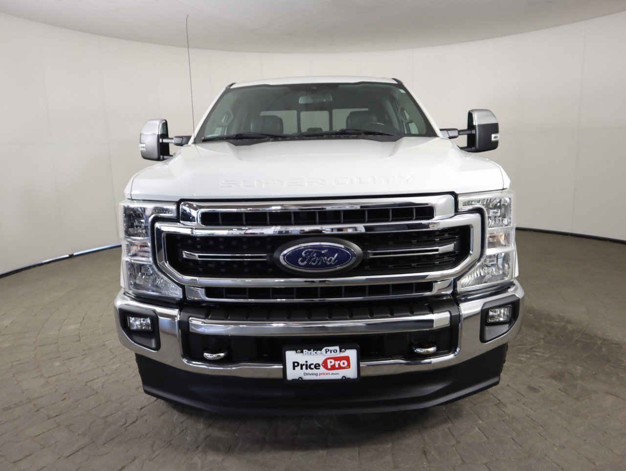 Certified 2020 Ford F250 Lariat w/ Lariat Ultimate Package AWD/4WD image 2