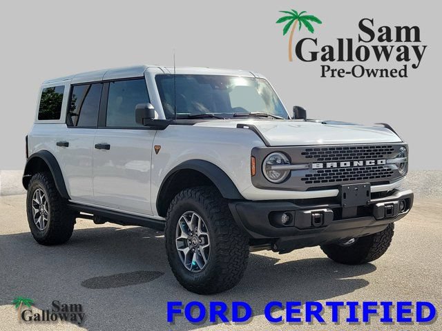 Certified 2025 Ford Bronco Badlands AWD/4WD image 1