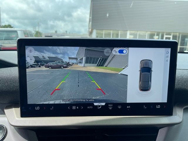 Certified 2025 Ford Explorer Active RWD image 29