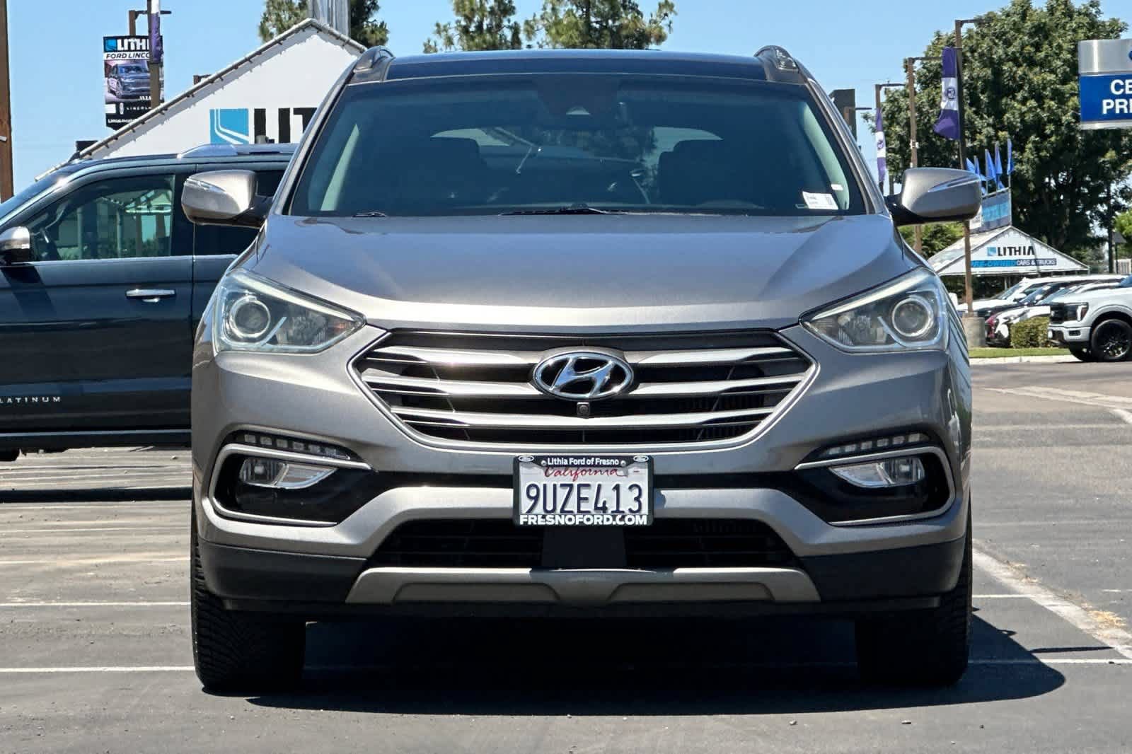Used 2017 Hyundai Santa Fe Sport w/ 2.0T Ultimate Tech Package 05 FWD image 10