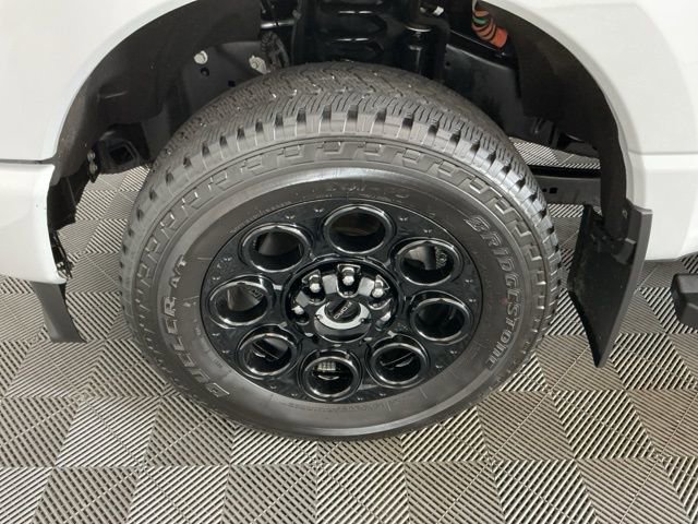 Certified 2025 Ford F350 Lariat w/ Black Appearance Package image 32