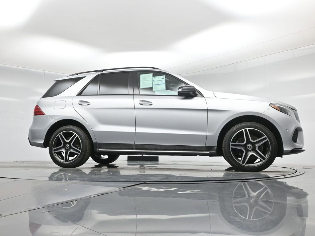 Used 2019 Mercedes-Benz GLE 400 4MATIC image 2