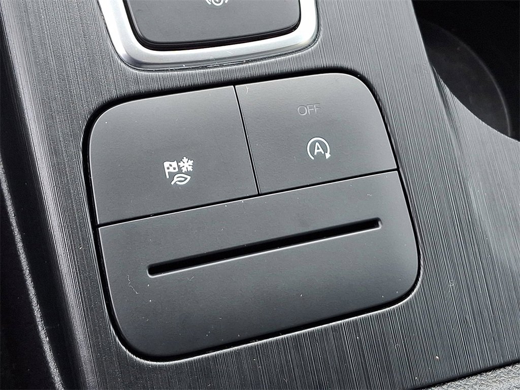 Certified 2022 Ford Escape SE w/ Convenience Package image 25