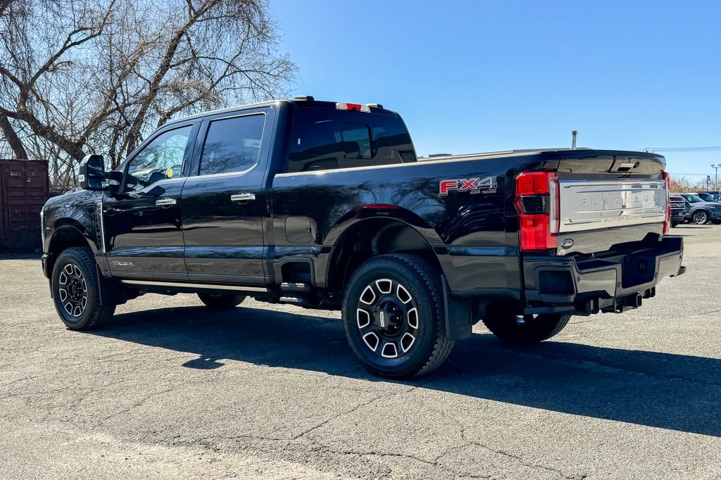Certified 2024 Ford F250 Platinum w/ FX4 Off-Road Package AWD/4WD image 5