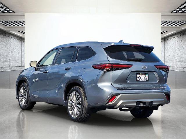 Used 2022 Toyota Highlander Platinum AWD/4WD image 8