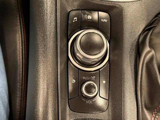Used 2018 MAZDA MX-5 Miata Grand Touring RWD image 37