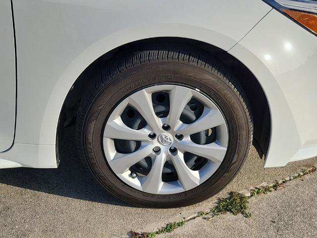 Used 2025 Toyota Corolla LE image 8