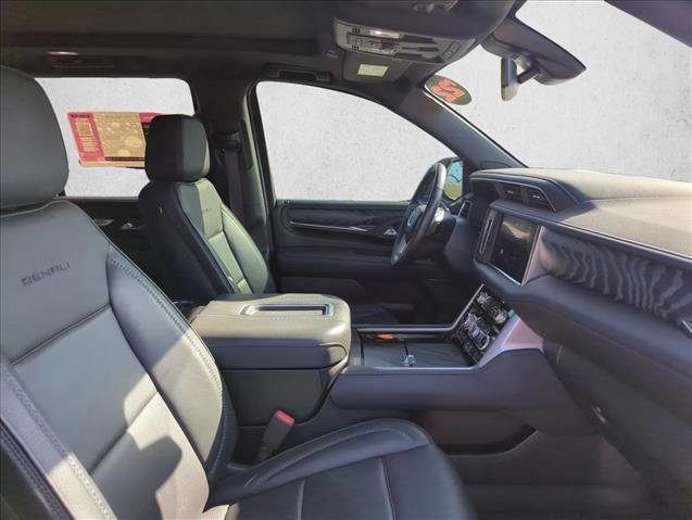 Used 2022 GMC Yukon Denali image 23