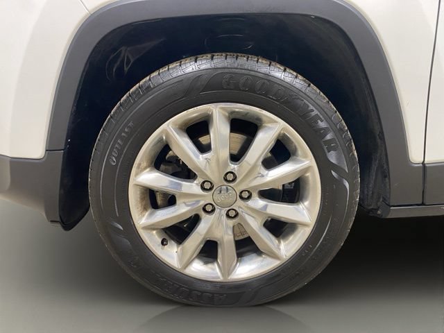 Used 2017 Jeep Cherokee Limited AWD/4WD image 25