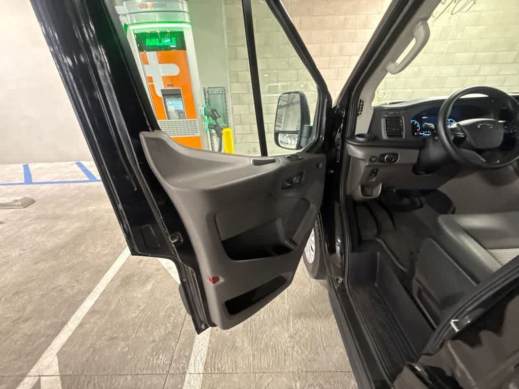 Certified 2025 Ford Transit 350 XLT RWD image 11
