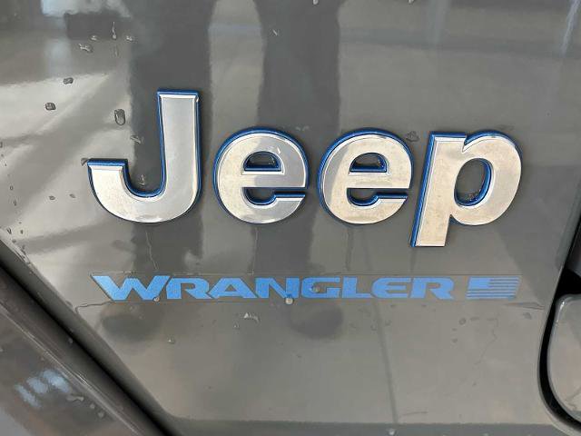 Used 2023 Jeep Wrangler Unlimited Sahara w/ Dual Top Group image 29