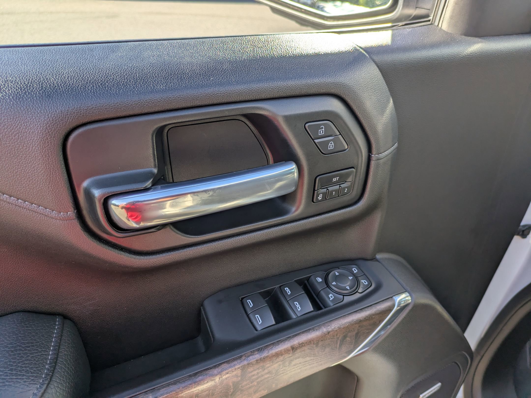 Used 2021 GMC Sierra 1500 Denali w/ Denali Ultimate Package image 18